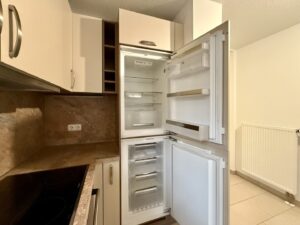 Kühl-/Gefrierschrank